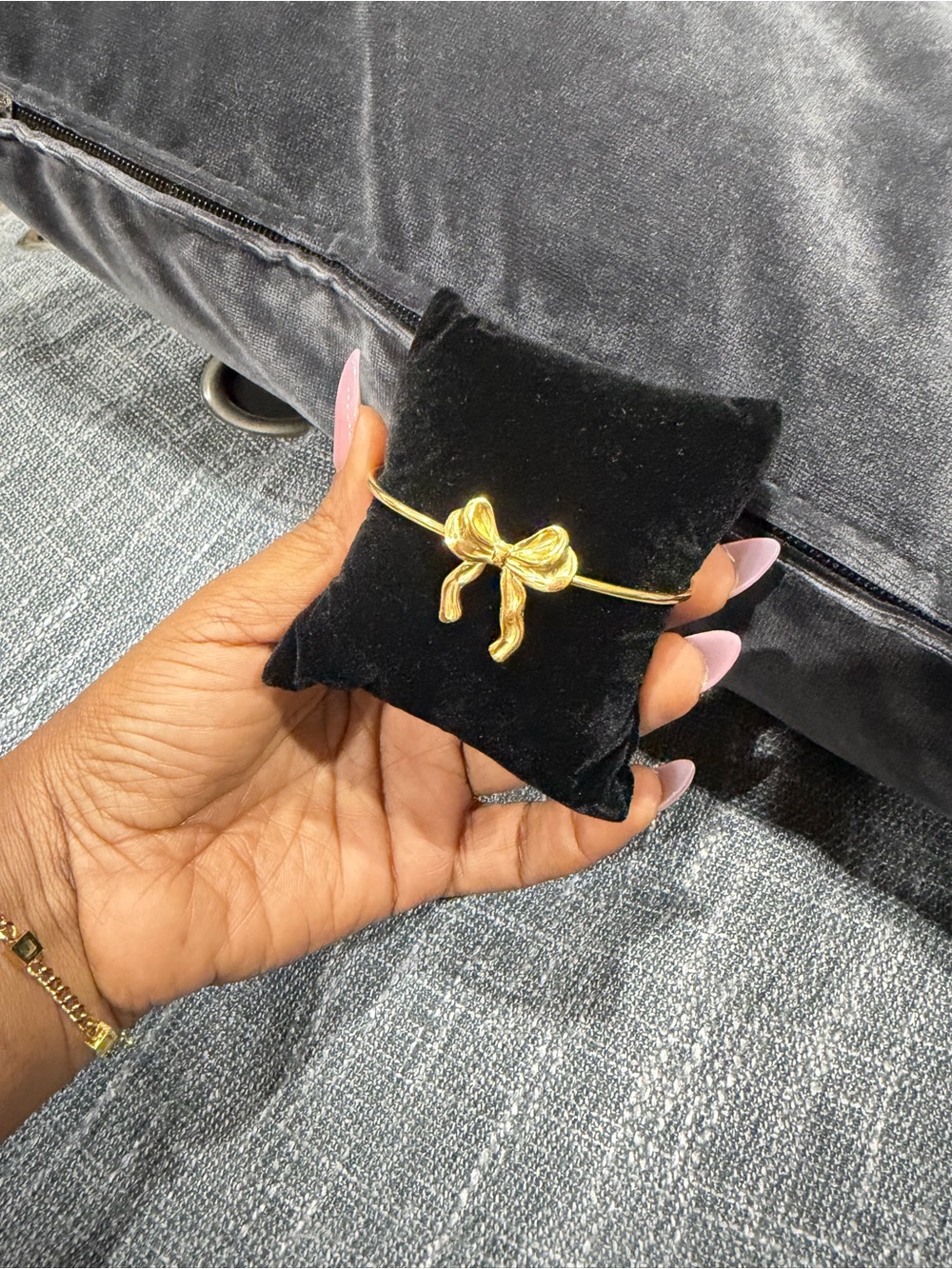 Gold Bow Accent Bangle Bracelet - Women Jewelry
